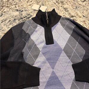 Men's Classic Black and Gray Argyle 1/4 Zip-Up Sweater